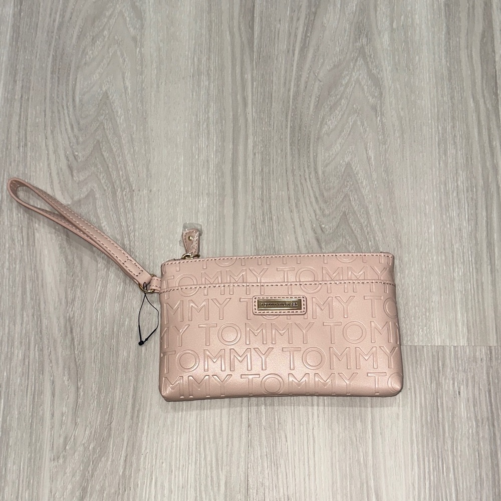 Tommy Hilfiger Light Pink Embossed Wristlet NWOT